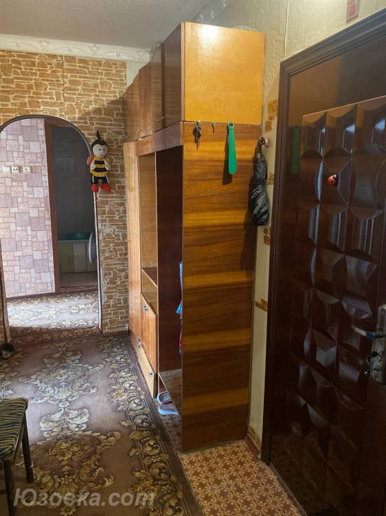 2-комн. квартира, 50 м², вторичка, 9/9 эт., ДОНЕЦК