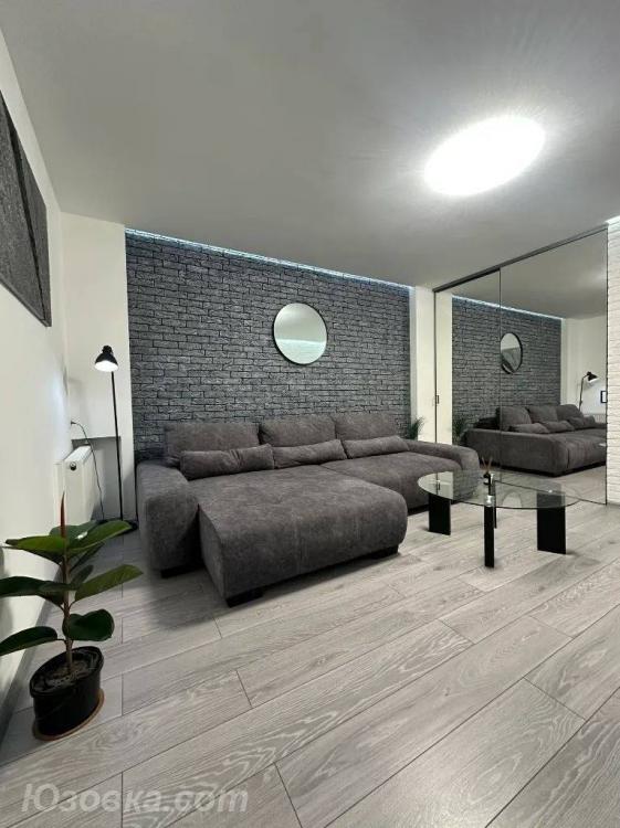 2-комн. квартира, 50м², с мебелью, 2/5 эт., ДОНЕЦК