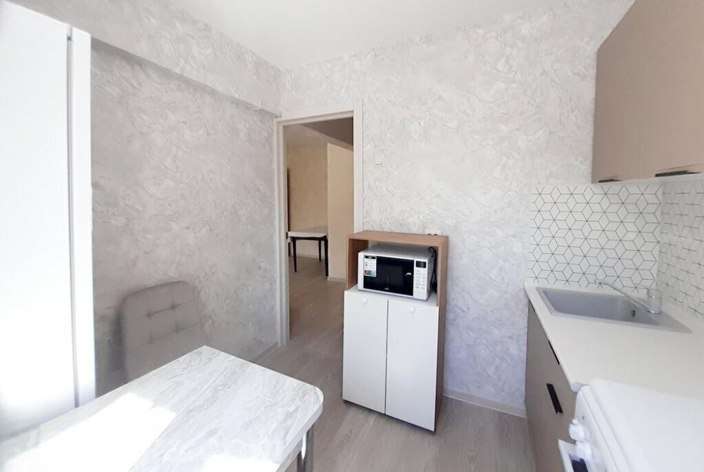 2-комн. квартира, 47м², с мебелью, 4/9 эт., ДОНЕЦК