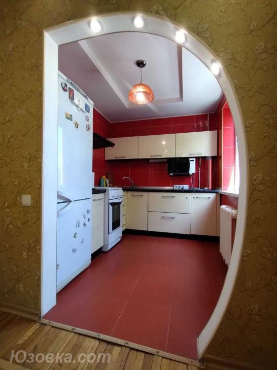 2-комн. квартира, 45м², с мебелью, 2/9 эт., ДОНЕЦК