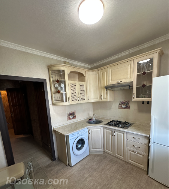 2-комн. квартира, 58 м², вторичка, 10/10 эт., ДОНЕЦК
