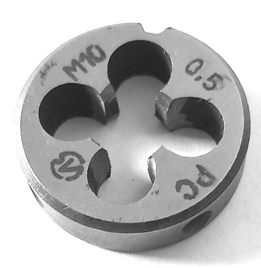 Плашка М10х0,5, мелкий шаг, ГОСТ 7740-71, 30х8 мм.