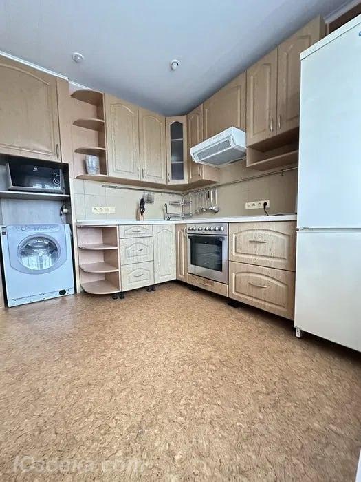 1-комн. квартира, 34м², с мебелью, 2/5 эт., ДОНЕЦК