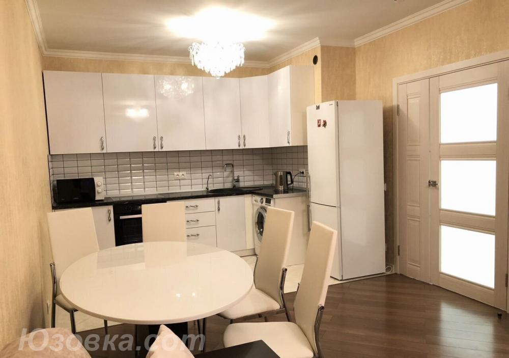 2-комн. квартира, 47м², с мебелью, 4/5 эт., ДОНЕЦК