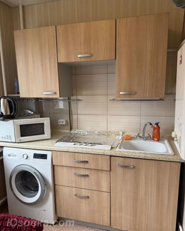 2-комн. квартира, 46м², с мебелью, 3/9 эт., ДОНЕЦК