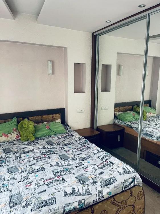3-комн. квартира, 70м², с мебелью, 4/9 эт., ДОНЕЦК