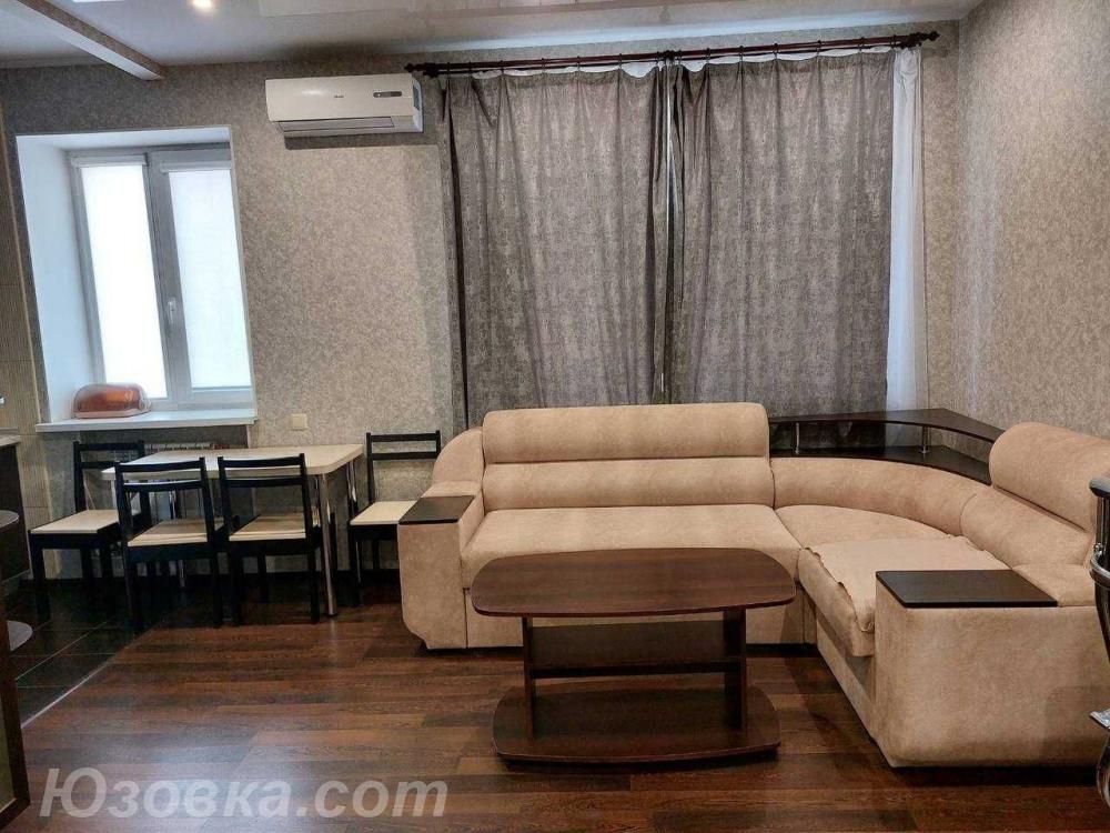 2-комн. квартира, 45м², с мебелью, 4/10 эт.