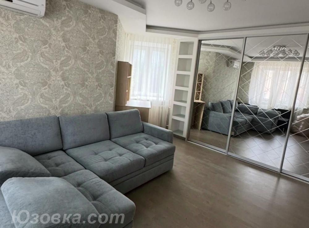 2-комн. квартира, 45м², с мебелью, 4/5 эт., ДОНЕЦК