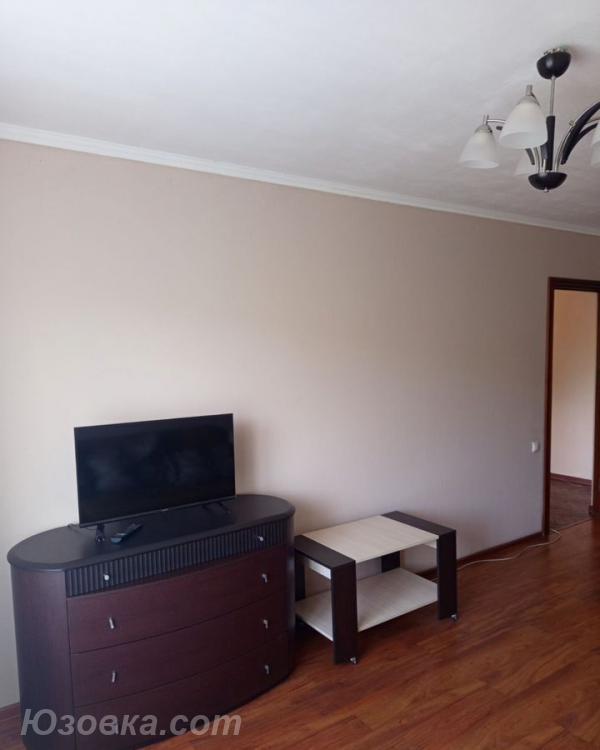 2-комн. квартира, 55м², с мебелью, 3/9 эт., ДОНЕЦК