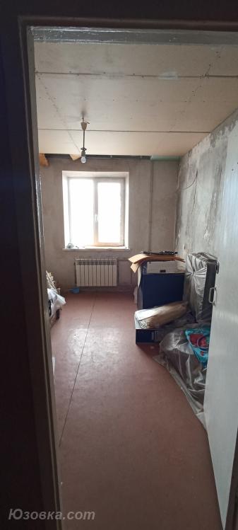 2-комн. квартира, 50 м², вторичка, 9/9 эт., Макеевка