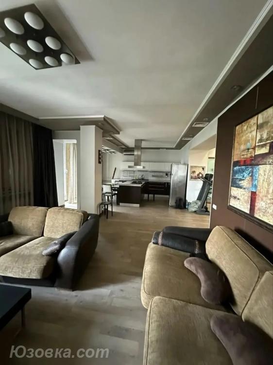 5-комн. квартира, 125 м², вторичка, 4/5 эт., ДОНЕЦК