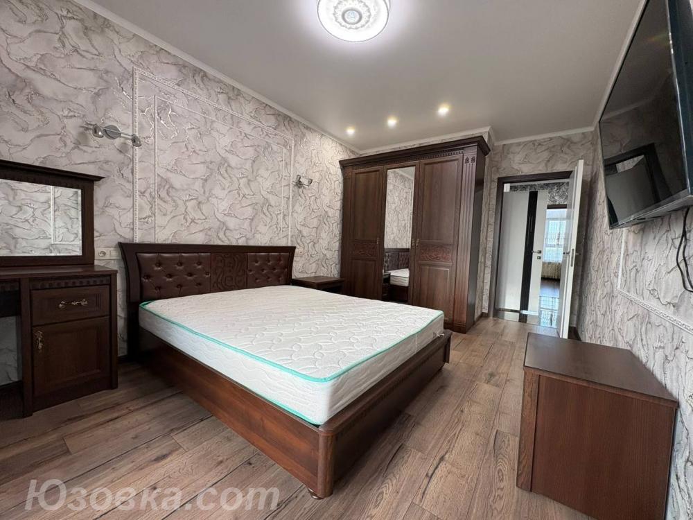 2-комн. квартира, 53м², с мебелью, 3/10 эт.