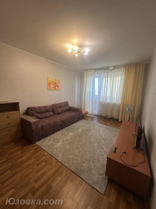 2-комн. квартира, 54м², с мебелью, 2/9 эт., ДОНЕЦК