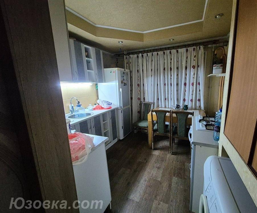 2-комн. квартира, 44м², с мебелью, 2/5 эт., Макеевка