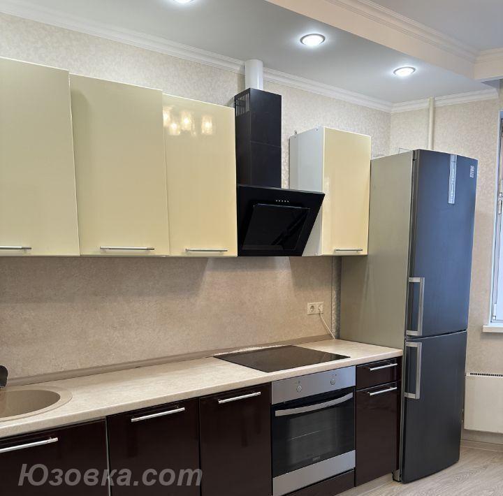 2-комн. квартира, 57м², с мебелью, 2/5 эт., ДОНЕЦК