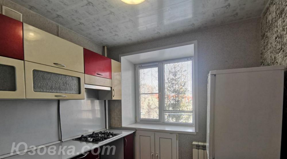 1-комн. квартира, 37м², с мебелью, 2/9 эт., ДОНЕЦК