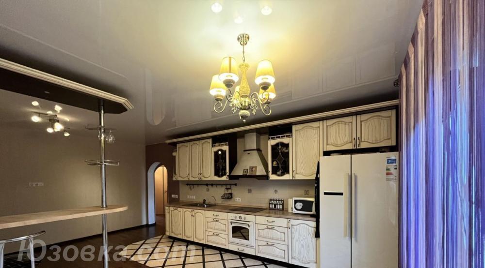 2-комн. квартира, 90м², с мебелью, 3/9 эт.
