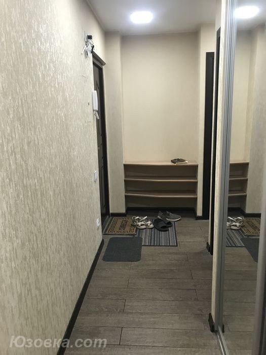 2-комн. квартира, 58м², с мебелью, 2/9 эт., ДОНЕЦК