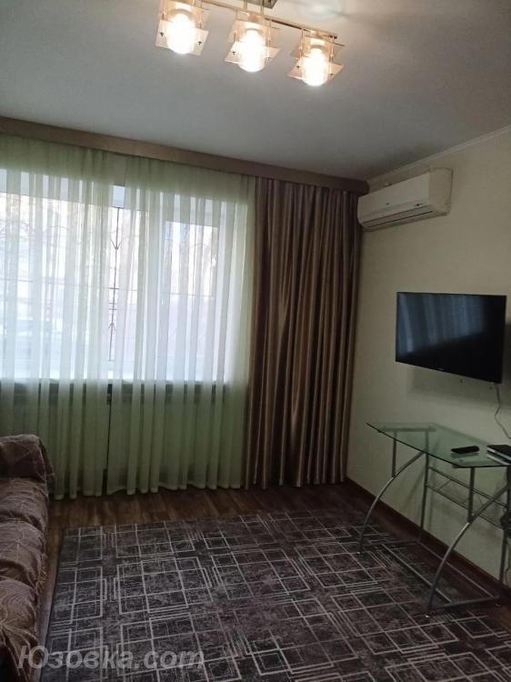1-комн. квартира, 33 м², вторичка, 1/5 эт., ЛУГАНСК
