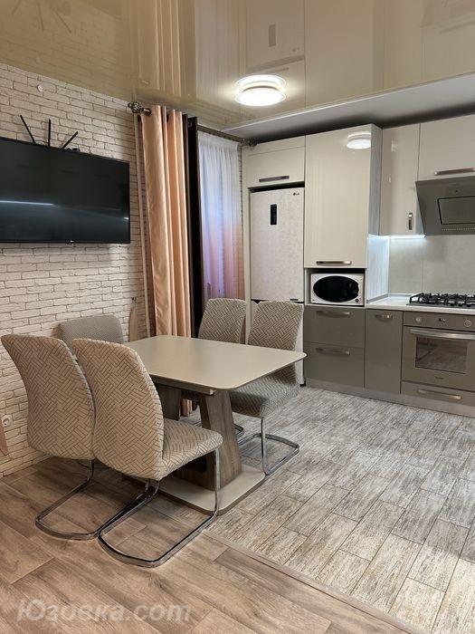 2-комн. квартира, 56м², с мебелью, 4/5 эт., ДОНЕЦК