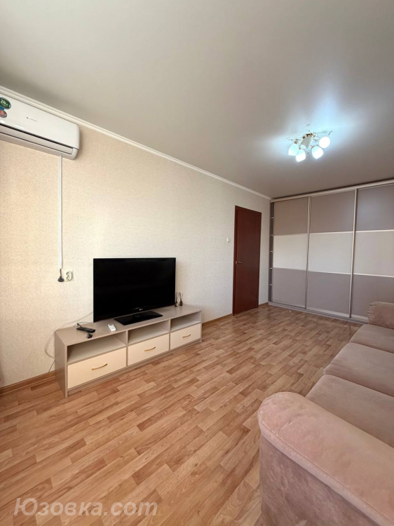 1-комн. квартира, 41м², с мебелью, 7/9 эт., ДОНЕЦК