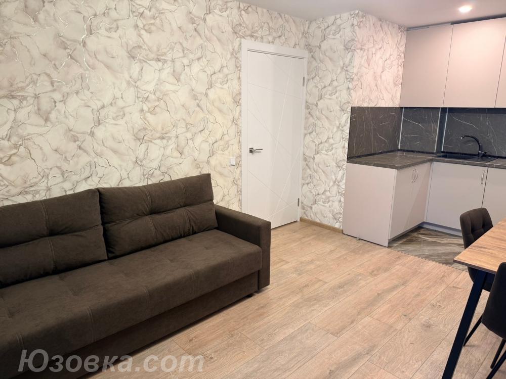 2-комн. квартира, 44м², с мебелью, 2/2 эт., ДОНЕЦК