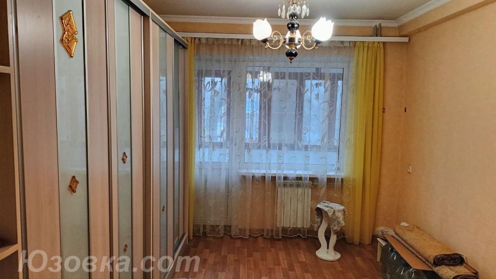 2-комн. квартира, 42 м², вторичка, 3/5 эт.