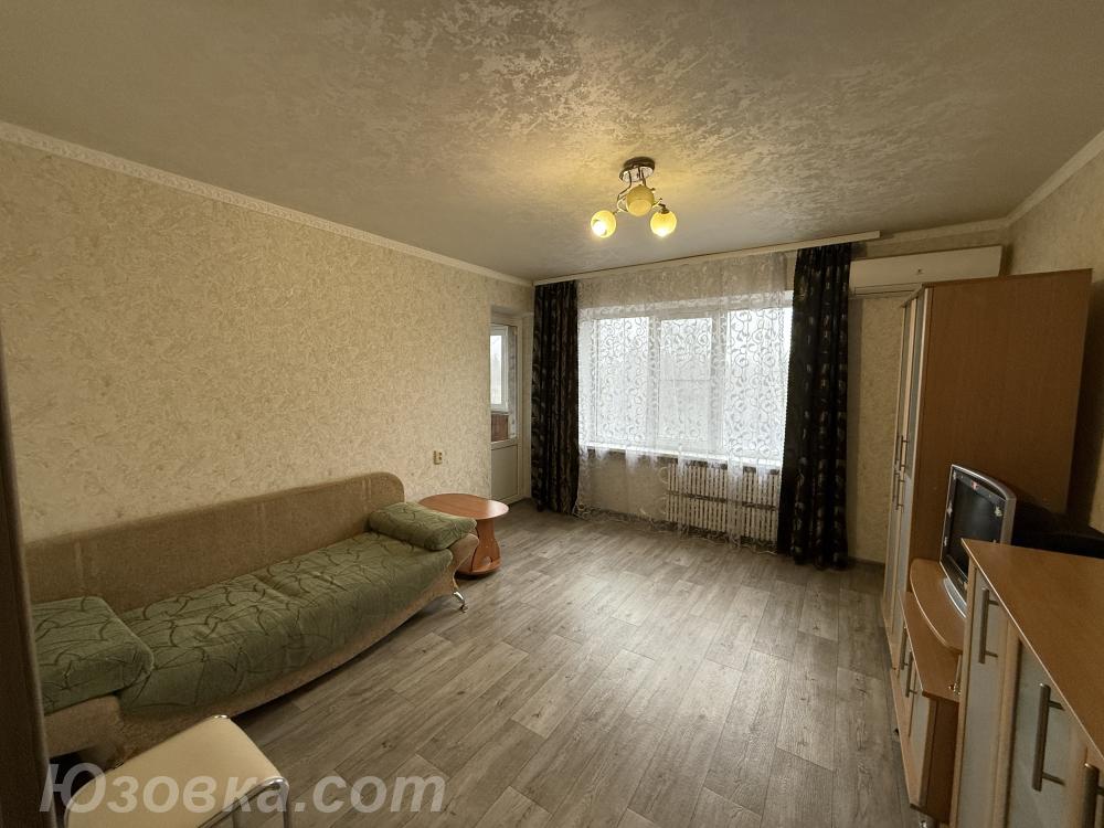 2-комн. квартира, 47м², с мебелью, 3/9 эт., ДОНЕЦК