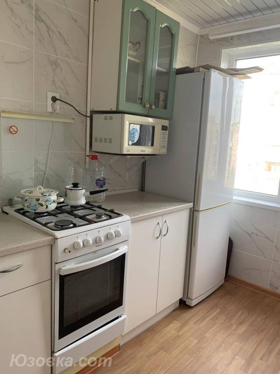 2-комн. квартира, 48м², с мебелью, 6/9 эт., ДОНЕЦК