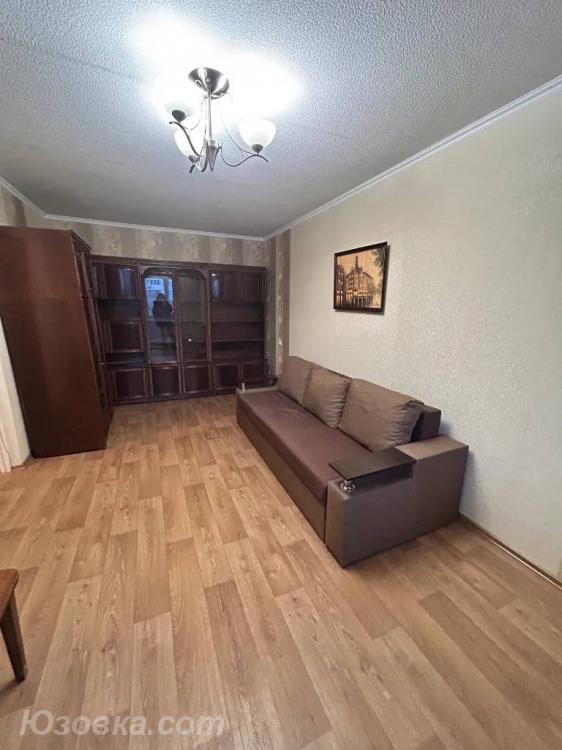2-комн. квартира, 45м², с мебелью, 6/9 эт., ДОНЕЦК