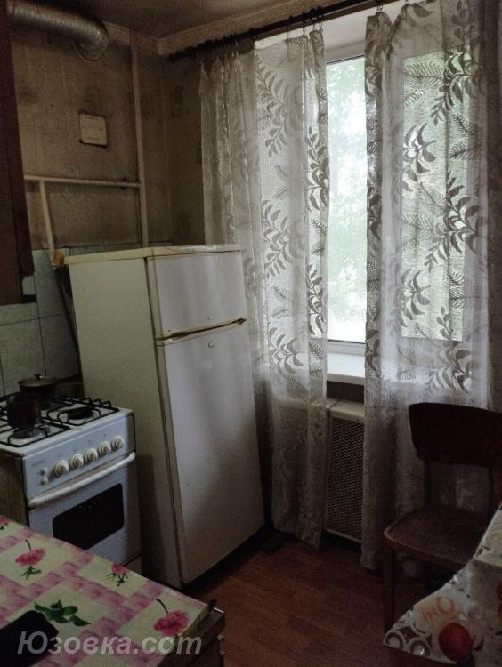 2-комн. квартира, 44 м², вторичка, 2/3 эт.