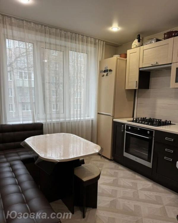 2-комн. квартира, 50м², с мебелью, 2/5 эт., ДОНЕЦК