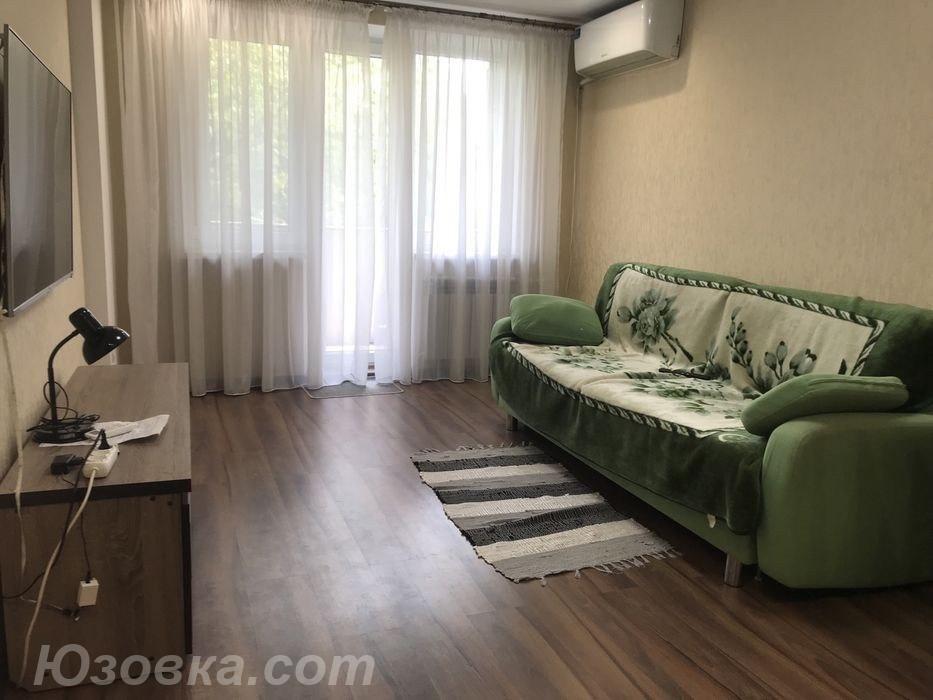 2-комн. квартира, 58м², с мебелью, 4/8 эт., ДОНЕЦК