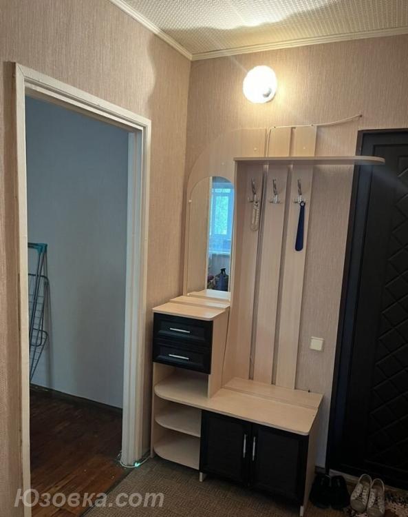 1-комн. квартира, 38м², с мебелью, 1/9 эт., ДОНЕЦК