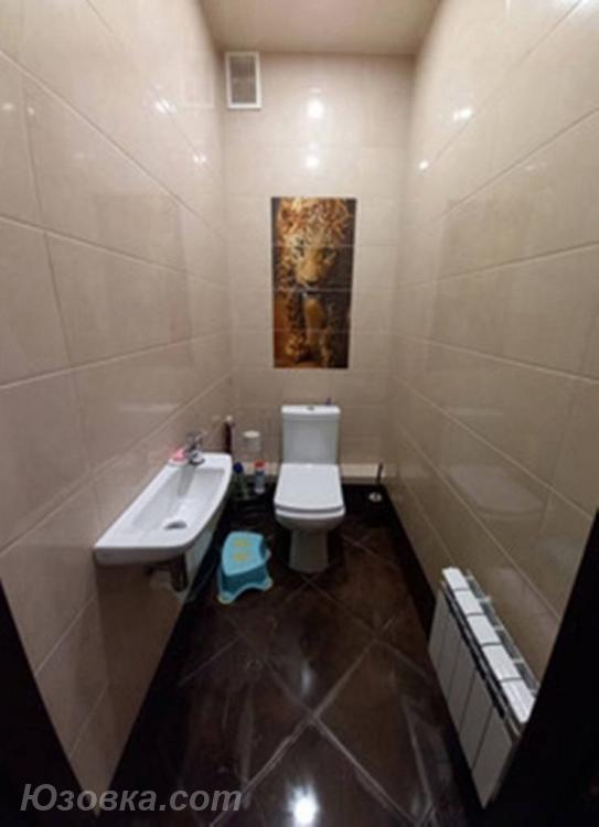 2-комн. квартира, 68м², с мебелью, 1/9 эт., ДОНЕЦК