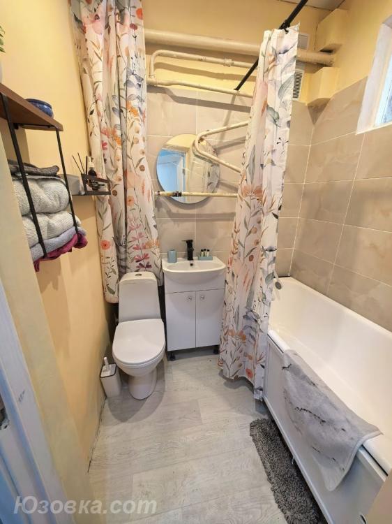 2-комн. квартира, 45м², с мебелью, 2/5 эт., Макеевка