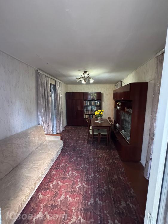 3-комн. квартира, 60 м², вторичка, 2/4 эт., Макеевка