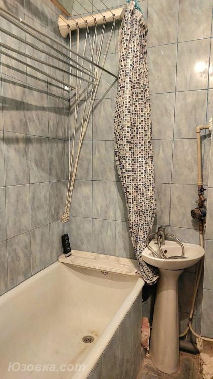 2-комн. квартира, 45 м², вторичка, 4/4 эт., ДОНЕЦК