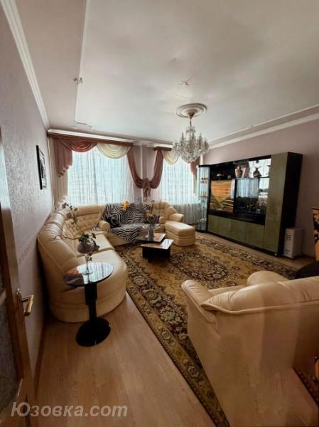 3-комн. квартира, 76 м², вторичка, 5/5 эт., ДОНЕЦК