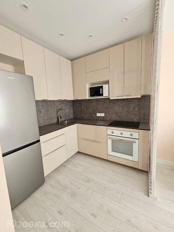 2-комн. квартира, 46м², с мебелью, 2/9 эт., ДОНЕЦК