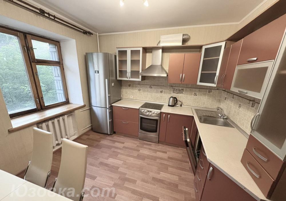 1-комн. квартира, 38м², с мебелью, 4/10 эт., ДОНЕЦК