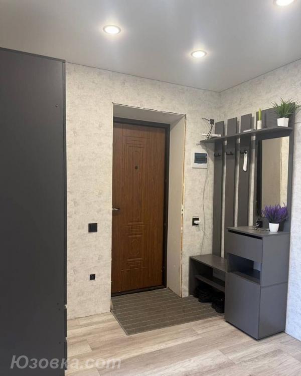 2-комн. квартира, 55м², с мебелью, 4/9 эт., ДОНЕЦК