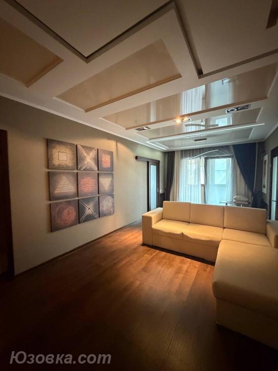 3-комн. квартира, 77 м², вторичка, 2/3 эт., ДОНЕЦК
