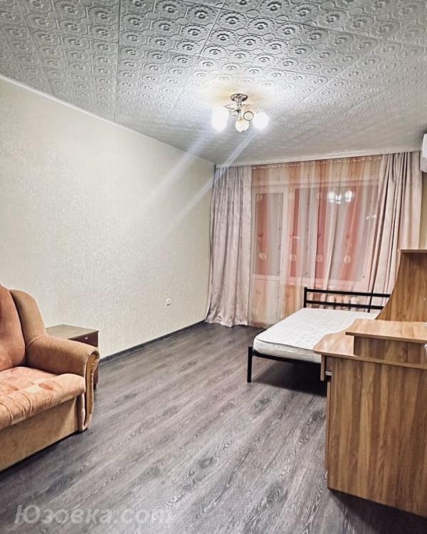 1-комн. квартира, 38м², с мебелью, 2/4 эт., ДОНЕЦК