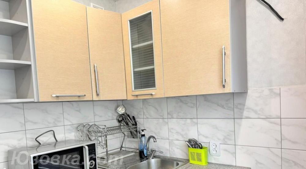 2-комн. квартира, 45м², с мебелью, 2/5 эт., ДОНЕЦК