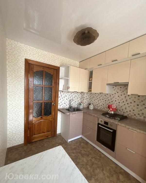 2-комн. квартира, 48м², с мебелью, 3/5 эт.