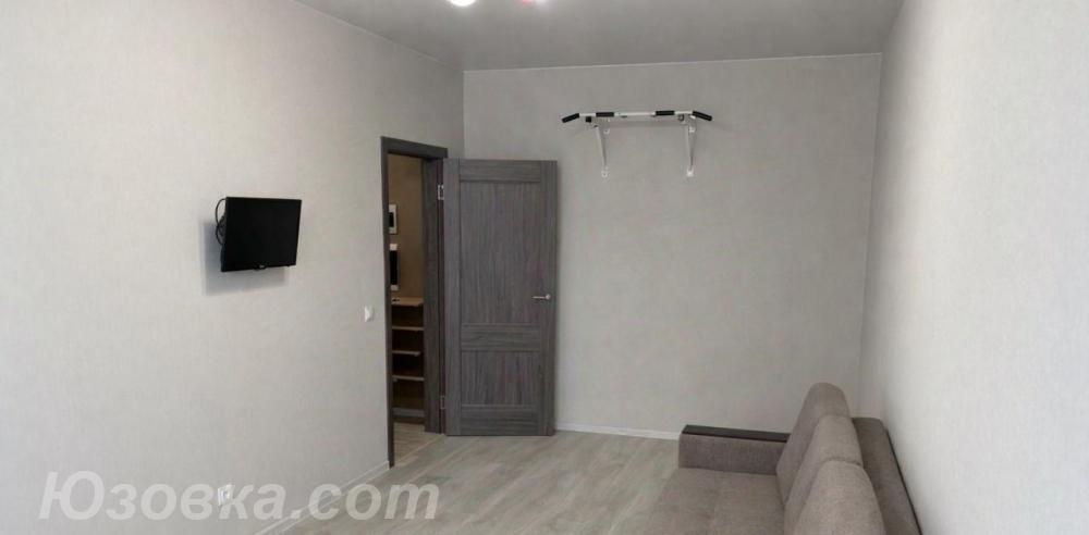 2-комн. квартира, 56м², с мебелью, 4/14 эт., ДОНЕЦК