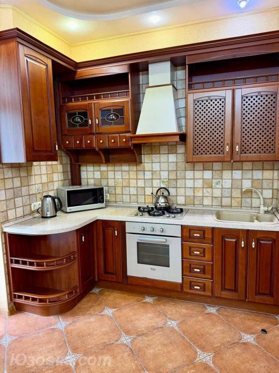 2-комн. квартира, 54м², с мебелью, 2/9 эт.
