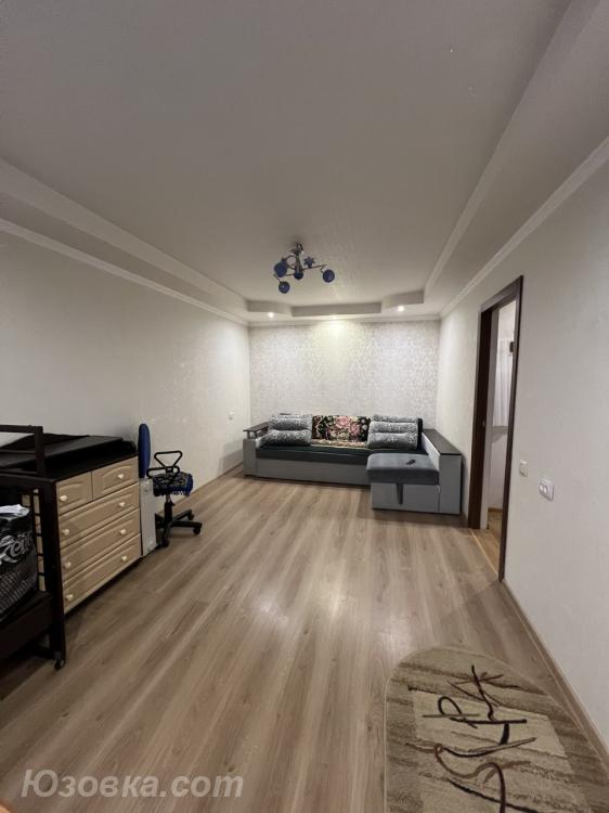 2-комн. квартира, 50 м², вторичка, 2/9 эт., ДОНЕЦК