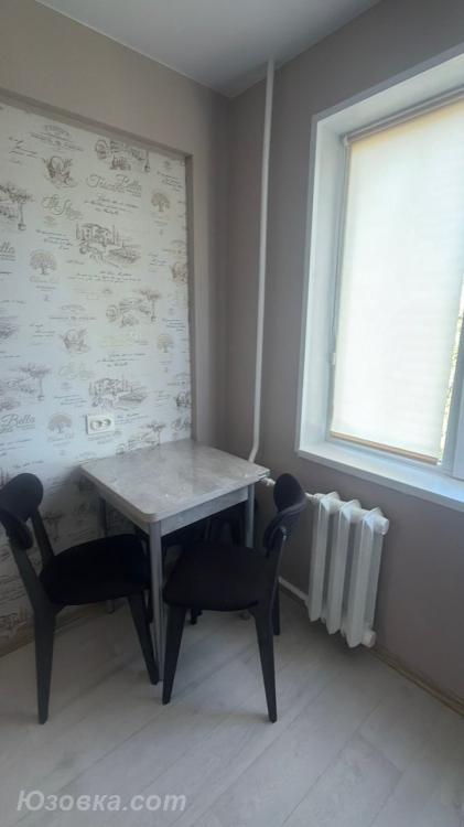 2-комн. квартира, 42м², с мебелью, 3/5 эт., ДОНЕЦК